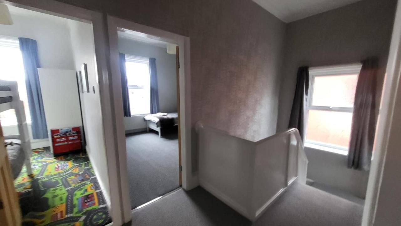 Stay - At Southport Holiday Home - Sleeps 6 Exterior photo